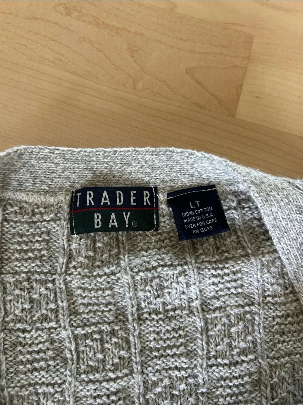 NWOT Vintage 90s Coastal Grandpa Trader Bay Light Gray Knit Cardigan